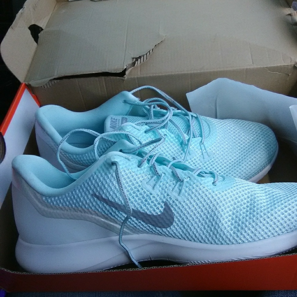 Ladies size 9 Nikes
